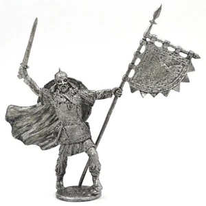 Vikingos de estaño 54 mm. Vikingo con el estándar de 10 centavos. Miniatura de peltre escala 1:32 - Imagen 1 de 4