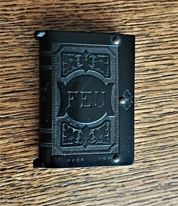 Black Bakelite Vesta - FRENCH good condition - Picture 1 of 6