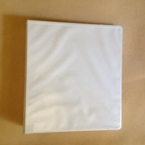 1 3/4" binder with 3 Round ring folder - Picture 1 of 9