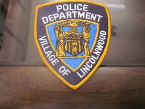 VILLAGE OF LINCOLNWOOD ILLINOIS IL ILL  POLICE DEPARTMENT PATCH - Picture 1 of 2