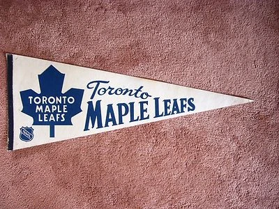 1970'S TORONTO MAPLE LEAFS NHL HOCKEY PENNANT FLAG SHARP!! - Image 1 of 4