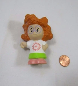 Fisher Price Little People SOFIE GIRL in WHITE FLOWER DRESS for House Sophie - Picture 1 of 3
