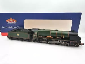 Bachmann 31-409 Lord Nelson 30865 John Hawkins 4-6-0 BR BR Green Loco 00 NMIB - Picture 1 of 13