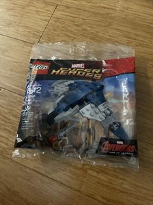 NEW Lego Marvel Super Heroes The Avengers Quinjet Age of Ultron 30304
