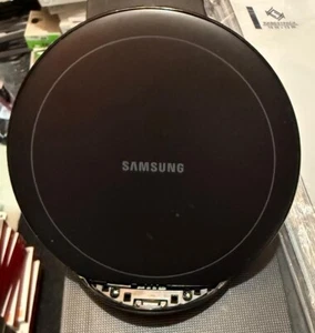 Samsung EP-N5105 Qi-Certified Fast Wireless Charging Stand + PLUG & WHITE CABLE - Picture 1 of 1