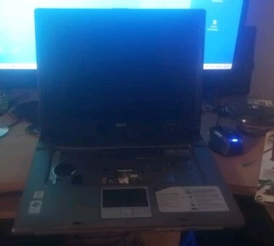per pezzi di ricambio  Computer portatile Acer - Immagine 1 di 2