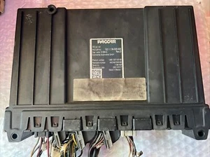 Kenworth T680 Cab Control Module CECU | P/N Q21-1139-005-005 (2021-22) - Picture 1 of 4