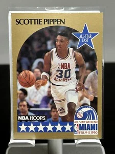 1990-91 Hoops - #9 - Scottie Pippen - Chicago Bulls - Picture 1 of 2