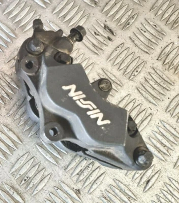 HONDA CBR900RR 1994 1996 1997 94 95 96 97 FRONT BRAKE CALIPER LEFT - Imagem 1 de 4