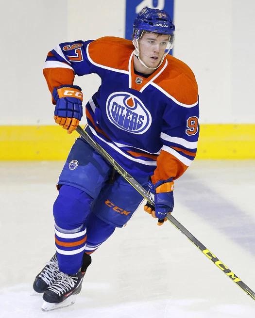 Edmonton Oilers CONNOR MCDAVID Glossy 8x10 Photo NHL Hockey Print Poster - Image 1 of 1