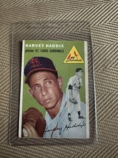 1954 Topps - White Back #9 Harvey Haddix