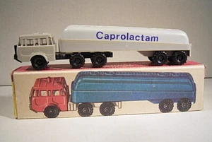 05 048 VEB Modelo Construcción Tatra 813 6x6 Camión cisterna Caprolactam, TT 1/120 - Imagen 1 de 12