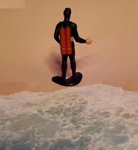 GILBERT 1965 JAMES BOND 007 - REPRO - SCUBA TANKS - Bild 1 von 3