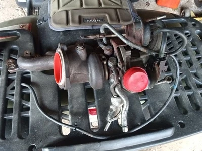 Volvo S60 T5 2013 colector de escape y turbo Foto 1 de 4