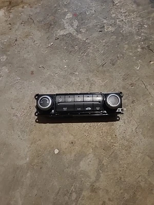 2006-2011 Honda Civic Base Climate Control - Image 1 of 4