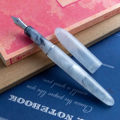 Wancher Mofu - Batido de vainilla pluma estilográfica plumín de acero inoxidable Foto 1 de 4