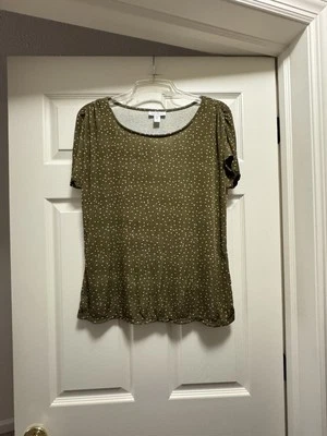 Blusa para mujer Jaclyn Smith manga corta a lunares, cuello en V Foto 1 de 4