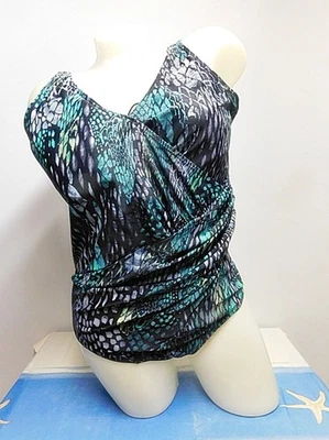 Charles Vögele Badeanzug Gr. 46 Cup C   vorne komplett gefüttert hoher Rücken - Bild 1 von 2