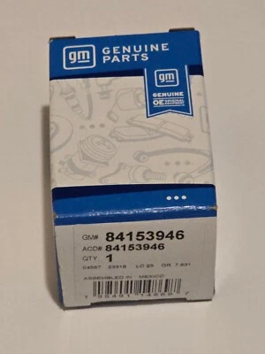 New GENUINE OEM Park Assist Alarm Sensor GM 84153946 - Image 1 of 2