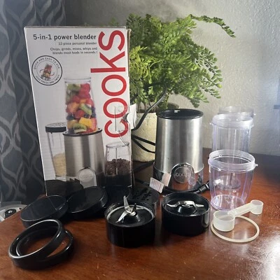 Licuadora eléctrica 5 en 1 JC Penny Cooks procesador de alimentos personal de 17 piezas Foto 1 de 4