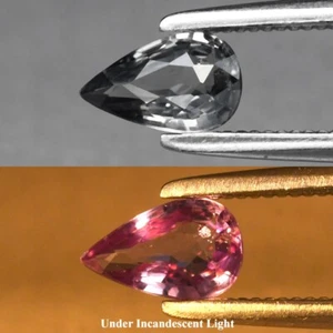 💎 Granato 0,40ct 6x3,8mm VS Pera Cambia Colore Naturale - Non Riscaldato, Gemma Madagascar - Foto 1 di 6