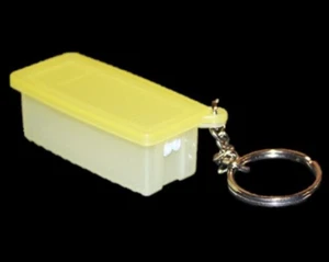 Tupperware FridgeSmart Llavero Gadget Estilo Antiguo Nevera Inteligente Amarillo Nuevo de Lote Antiguo - Imagen 1 de 2