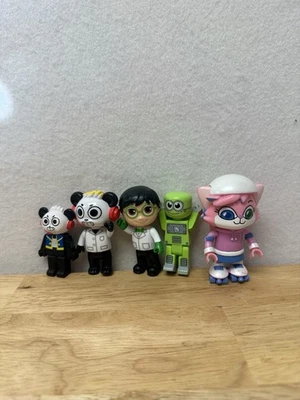 Ryan's World Juguete Lote de 5 Mini Figuras 2-2.5” Alto Panda Robot Kitty Foto 1 de 4