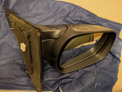 2004 Mazda 3 Driver's Side Mirror OEM - Black - Изображение 1 из 4