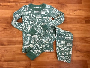 Hanna Anderson Winter Green Christmas Pajamas 2 PC Set Top Pants Size 5 - Picture 1 of 5