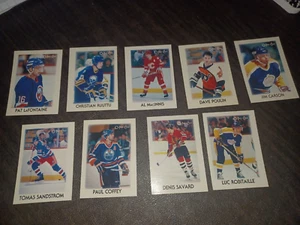 (9) 1987 (3) 1988 O-Pee-Chee Mini Hockey Karten Kostenloser Versand Kaufen Sie 3 Lots 20 % Rabatt - Bild 1 von 1