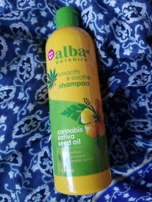 ALBA BOTANICA Smooth & Soothe Cannabis Sativa Seed Oil CHAMPÚ 12 oz Foto 1 de 4
