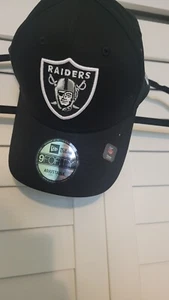 Las Vegas Raiders New Era 9FORTY Adjustable Cap Black Hat New - Picture 1 of 4