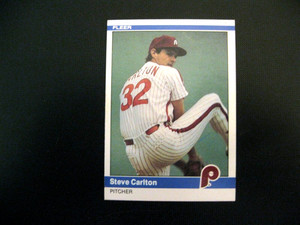 1984  FLEER BASEBALL CARD #25 STEVE CARLTON NM TO MINT