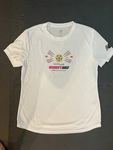 NEW BALANCE NYRR 2025 WOMEN'S HALF-MARATHON T-SHIRT Women's Size M Medium - Picture 1 of 3