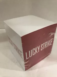 Blocco note memo carta rossa bianca LUCKY STRIKE nuovo da collezione cubo Stik Withit - Foto 1 di 2