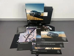 MERCEDES GLA X156 OWNERS PACK / HANDBOOK / MANUAL + WALLET 2017~2020 (2018) - Picture 1 of 11