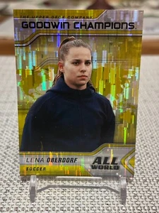 2023 Upper Deck Goodwin Champions #AW-8 Lena Oberdorf (All World-Yellow) - Bild 1 von 2