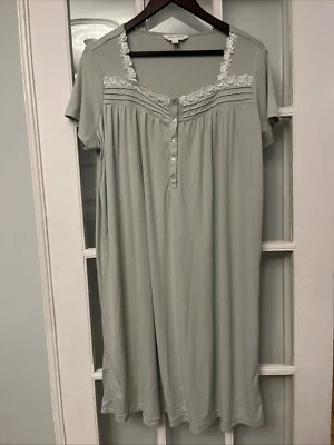 Camisón tejido manga corta verde menta Laura Ashley talla grande Foto 1 de 4