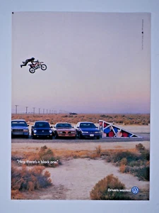 2001 Volkswagen Beetle Bug Vintage Hey There's A Black One Original Print Ad - Picture 1 of 5