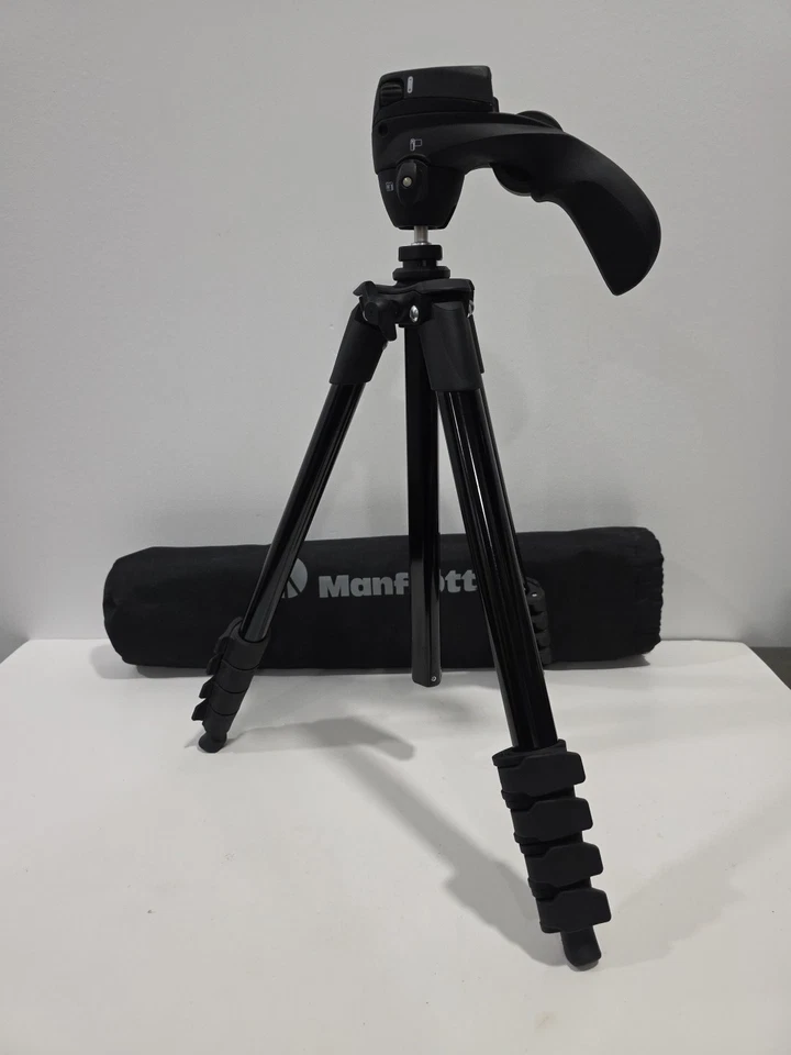 Manfrotto Compact Action MKCOMPACTACN-BK Ball Head Traveler Tripod Black 61" - Image 1 of 4