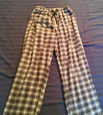 Pantalones de pijama de franela Izod para hombre pequeños con cordón a cuadros  Foto 1 de 2