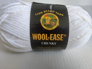 Hilo marca Lion blanco brillo lana facilidad 5 oz - Imagen 1 de 5