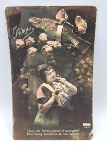Antike französische Postkarte 1er Avril Humor romantisch gestaltet gedruckt in Frankreich 1919 - Bild 1 von 5