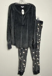 SECRET TREASURES Women's 2 Piece gray Polar Bear Print Velaur Pajama Size XL NWT - Picture 1 of 10