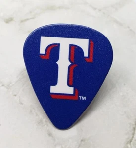 MLB Texas Rangers ""T"" Gitarren-Plektrum Revers-Pin oder Tie Tack - Bild 1 von 3
