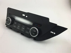 V1598 TOYOTA CLIMATE CONTROL 55900-02360 - Picture 1 of 4