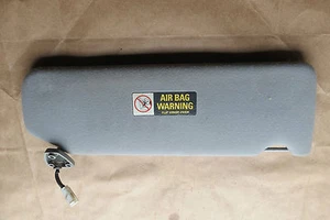 ✅ 95 96 97 Jaguar XJ6 98 99 Jaguar XJ8 Sun Visor Sunvisor Left DRIVER Side OEM - Picture 1 of 6