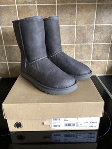 grey ugg boots size 3