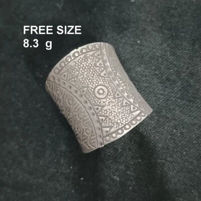 FINE SOLID SILVER RING FIXED SIZE VINTAGE 8g WILD PATTERN  BAND #RR089 - Image 1 of 4