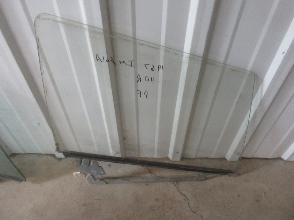 1967 1968 Chevrolet Impala Belair 4 door post sedan door window glass CLEAR PF - Image 1 of 1